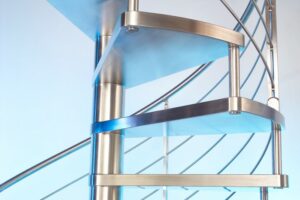 escada caracol de inox