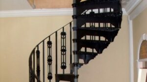 Escada caracol de ferro